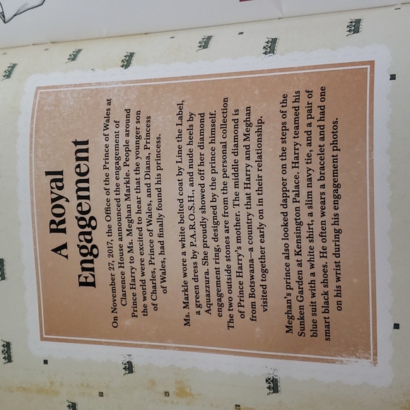 Random House Royal Paperdolls - Picture 2 of 4